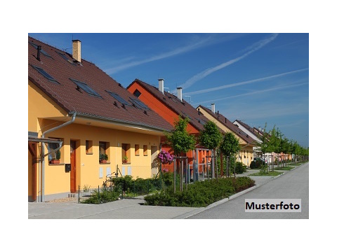Doppelhaushälfte kaufen in Karlsruhe, 789 m² Grundstück, 113 m² Wohnfläche, 5 Zimmer