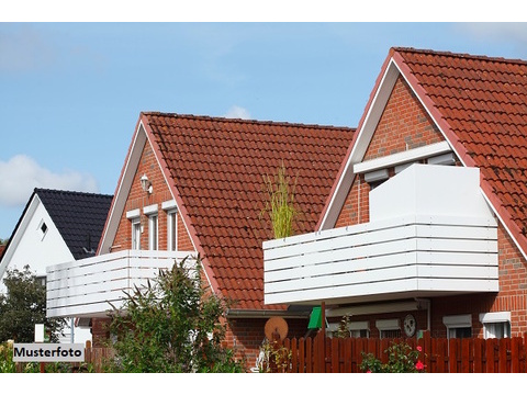 Einfamilienhaus kaufen in Goldbach, 1.468 m² Grundstück, 263 m² Wohnfläche, 7 Zimmer