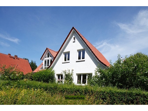 Einfamilienhaus kaufen in Bad Lauterberg im Harz, 700 m² Grundstück, 182 m² Wohnfläche, 5 Zimmer
