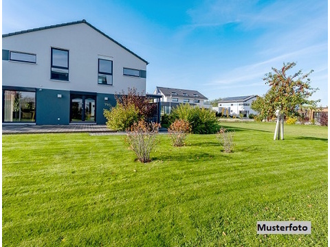 Einfamilienhaus kaufen in Neunkirchen, 685 m² Grundstück, 192 m² Wohnfläche