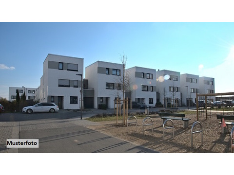 Doppelhaushälfte kaufen in Nordhorn, 356 m² Grundstück, 270 m² Wohnfläche, 6 Zimmer