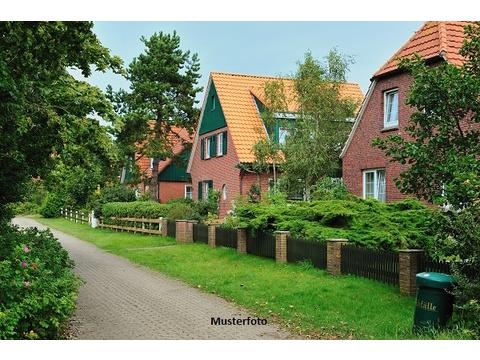 Mehrfamilienhaus kaufen in Stolberg (Rheinland), 1.037 m² Grundstück, 225 m² Wohnfläche
