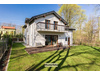 Zweifamilienhaus kaufen in Stuttgart, 528 m² Grundstück, 230 m² Wohnfläche, 9 Zimmer
