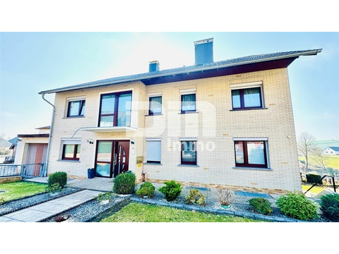 Zweifamilienhaus kaufen in Katlenburg-Lindau, mit Stellplatz, 905 m² Grundstück, 368,61 m² Wohnfläche, 9 Zimmer