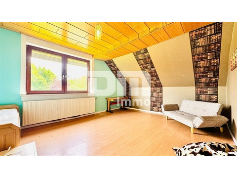 Wohnhaus OG / DG Schlafzimmer