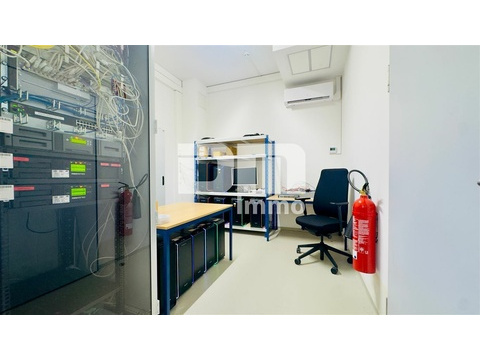 Bürotrakt Serverraum OG