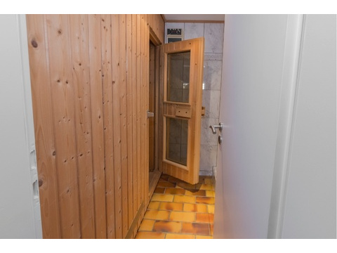 Sauna mit Dusche
