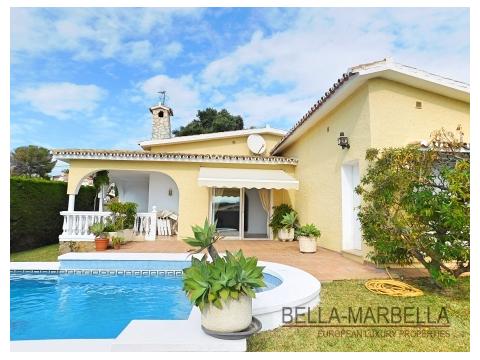Villa kaufen in Marbella, 660 m² Grundstück, 124 m² Wohnfläche, 3 Zimmer