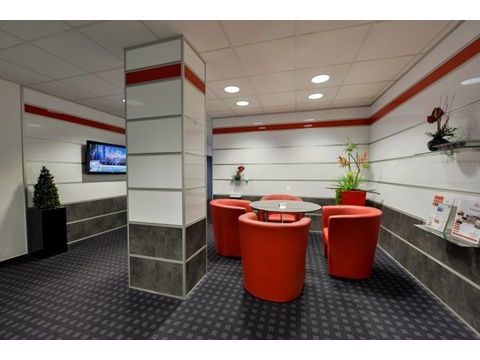 Wartebereich/Lounge