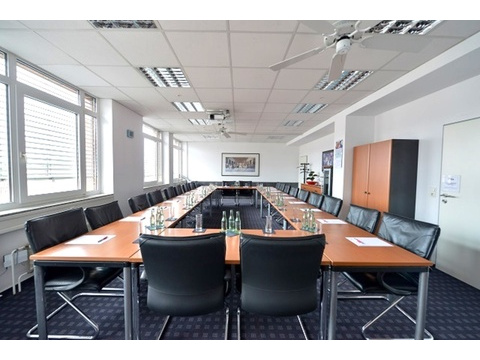 Konferenzraum 22 Pers.