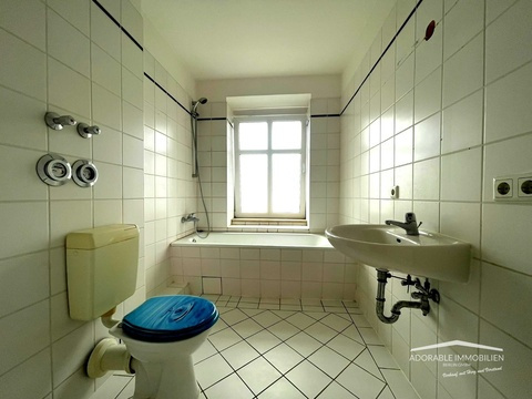 Wannenbad mit Fenster