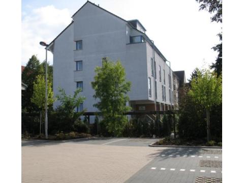 Etagenwohnung mieten in Hannover, mit Garage, mit Stellplatz, 20 m² Wohnfläche, 1 Zimmer
