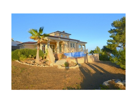 Villa kaufen in Capdepera, 2.878 m² Grundstück, 310 m² Wohnfläche, 6 Zimmer