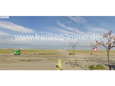 Grundstück kaufen in Momena, 9.700 m² Grundstück