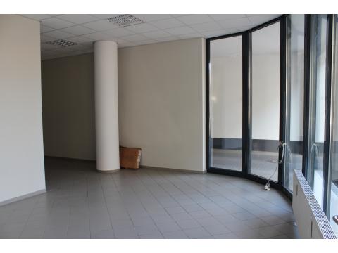Bürofläche mieten, pachten in Berlin, mit Garage, mit Stellplatz, 40 m² Bürofläche