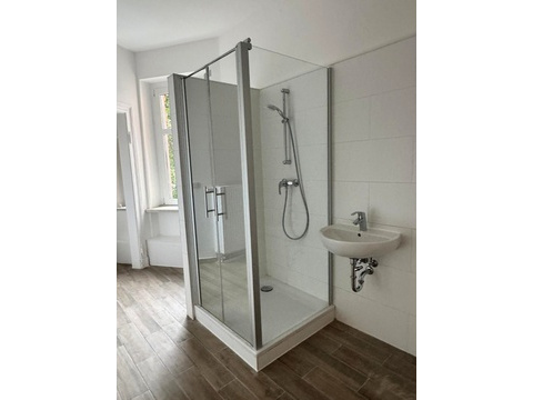 Bad mit Dusche