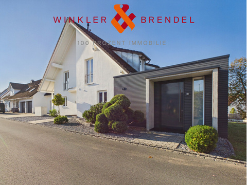Zweifamilienhaus kaufen in Bayreuth, mit Garage, mit Stellplatz, 691 m² Grundstück, 287,56 m² Wohnfläche, 5 Zimmer