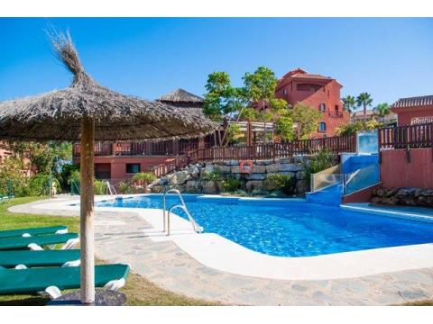 Erdgeschosswohnung kaufen in Estepona, mit Garage, 76 m² Wohnfläche, 3 Zimmer