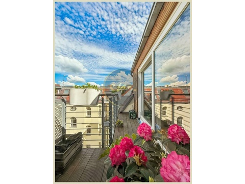 Dachgeschosswohnung kaufen in Berlin, mit Garage, 152,53 m² Wohnfläche, 4 Zimmer