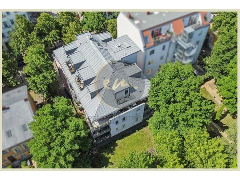 Mehrfamilienhaus kaufen in Berlin, mit Garage, 1.047 m² Grundstück, 864,74 m² Wohnfläche, 32 Zimmer