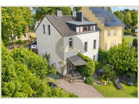 Mehrfamilienhaus kaufen in Berlin, mit Garage, 613 m² Grundstück, 233 m² Wohnfläche, 6 Zimmer