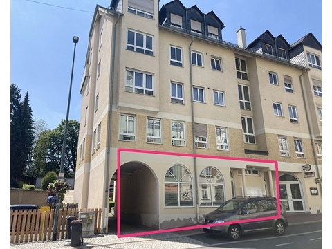 Einzelhandelsladen kaufen in Auerbach/Vogtland, mit Stellplatz, 63,14 m² Verkaufsfläche