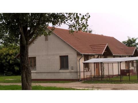 Viehwirtschaft kaufen in Tiszaörs