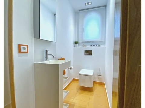 Gäste-WC im Erdgeschoss