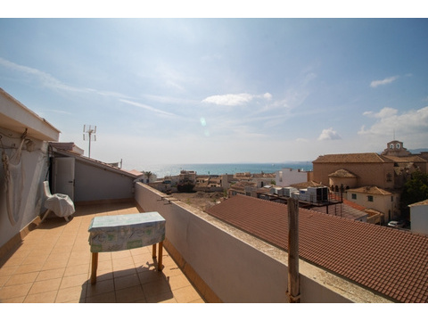 Dachgeschosswohnung kaufen in Palma, 68 m² Wohnfläche, 4 Zimmer