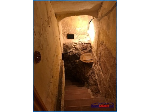 Kellertreppe
