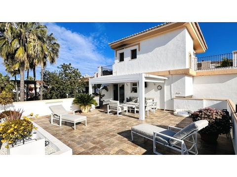 Penthousewohnung kaufen in Denia, 168 m² Wohnfläche, 5 Zimmer