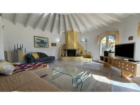 Villa kaufen in Benissa, 1.090 m² Grundstück, 241 m² Wohnfläche, 5 Zimmer