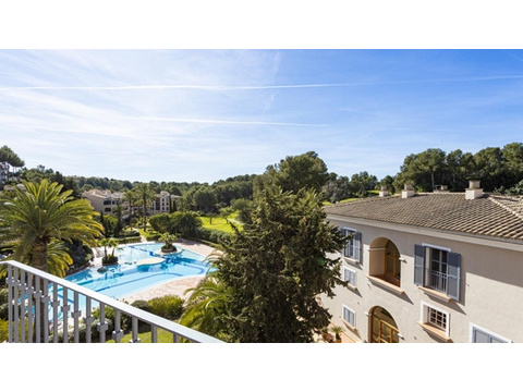 Etagenwohnung kaufen in Bendinat, Illes Balears Bendinat Villas, 73 m² Wohnfläche, 3 Zimmer
