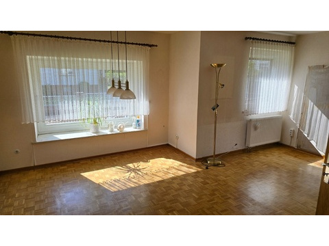 Heise Immobilien - Wohnhaus in Stadtoldendorf Lenne