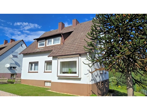 Heise Immobilien - Wohnhaus in Stadtoldendorf Lenne