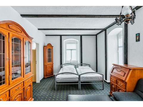 Wohn-u Schlafzimmer (EG, 1RWE)
