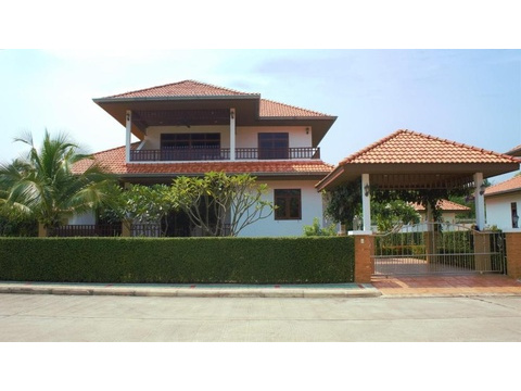 Haus mieten in Hua Hin, 279 m² Wohnfläche, 8 Zimmer