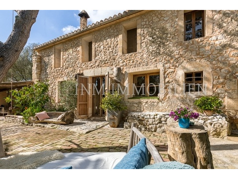Landhaus kaufen in Sant Joan, 13.000 m² Grundstück, 240 m² Wohnfläche, 7 Zimmer