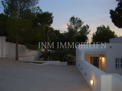 2. alrededores casa