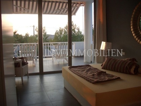 14. dormitorio en suite