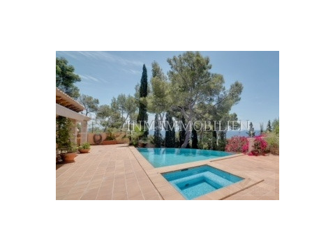 Villa kaufen in Costa d'en Blanes, 1.000 m² Grundstück, 300 m² Wohnfläche, 6 Zimmer