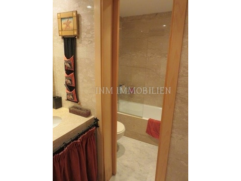 30 - baño III con bañera