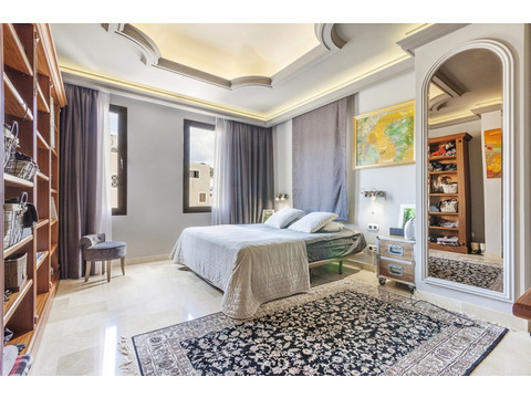 Etagenwohnung kaufen in Palma, 250 m² Wohnfläche