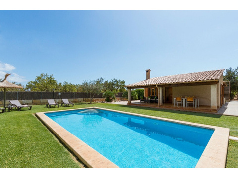 Landhaus kaufen in Pollença, 1.547 m² Grundstück, 179 m² Wohnfläche, 4 Zimmer