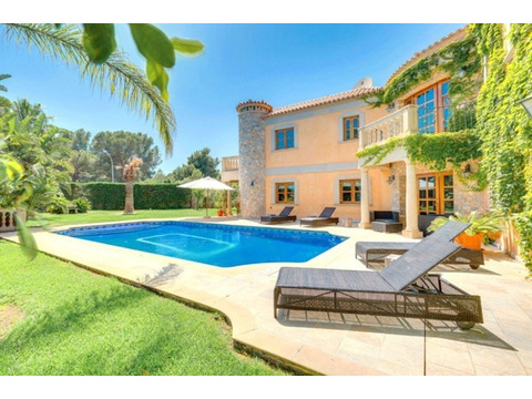 Einfamilienhaus kaufen in Sol de Mallorca, 1.600 m² Grundstück, 690 m² Wohnfläche, 6 Zimmer