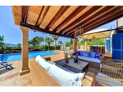 Einfamilienhaus kaufen in Santa Ponça, 1.000 m² Grundstück, 330 m² Wohnfläche, 7 Zimmer