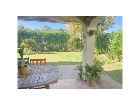 Reihenhaus kaufen in Santa Ponça, 250 m² Grundstück, 180 m² Wohnfläche, 5 Zimmer