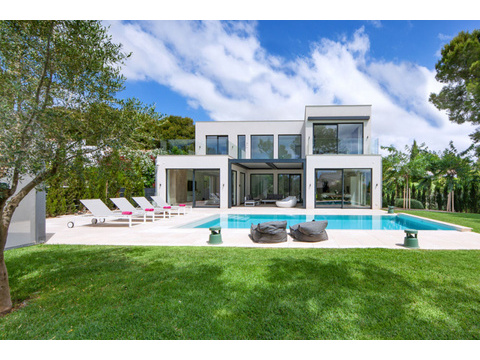 Einfamilienhaus kaufen in Sol de Mallorca, 1.576 m² Grundstück, 332 m² Wohnfläche, 7 Zimmer