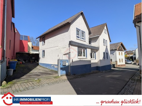 Einfamilienhaus kaufen in Butzbach, mit Garage, mit Stellplatz, 268 m² Grundstück, 219 m² Wohnfläche, 5 Zimmer