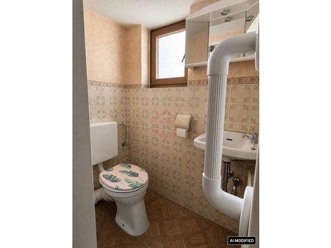 OG WC